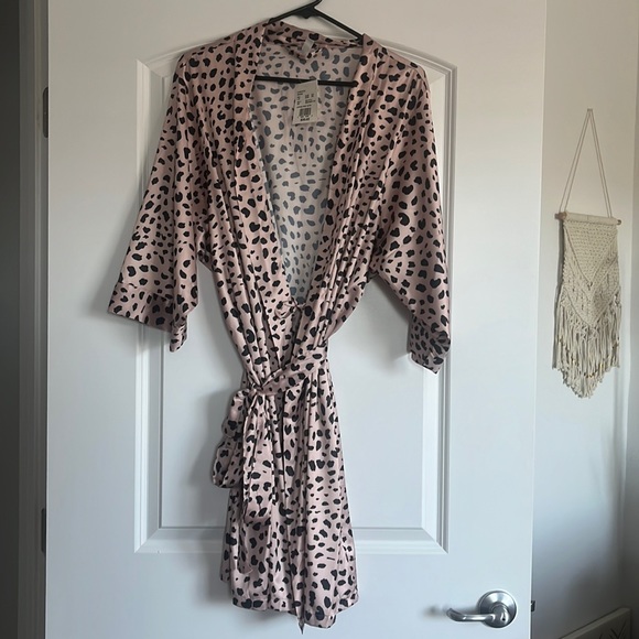 David's Bridal Other - Leopard Robe